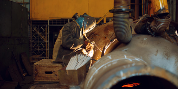 Soldadores · Soldadura Electrodo, Tig, Mig, Mag, Arco Submerso Sant Fruitós de Bages · Reparar / Reparación de grietas o fisuras en piezas metálicas