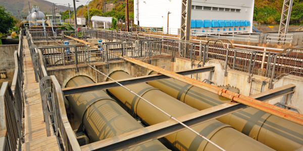 Tuberos · Instalación / Mantenimiento Tuberías Industriales Moià · Soldadura y Unión de Tuberías