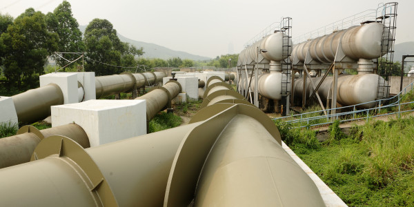 Tuberos · Instalación / Mantenimiento Tuberías Industriales Moià · Medición, corte y conformado de tuberías según planos y especificaciones